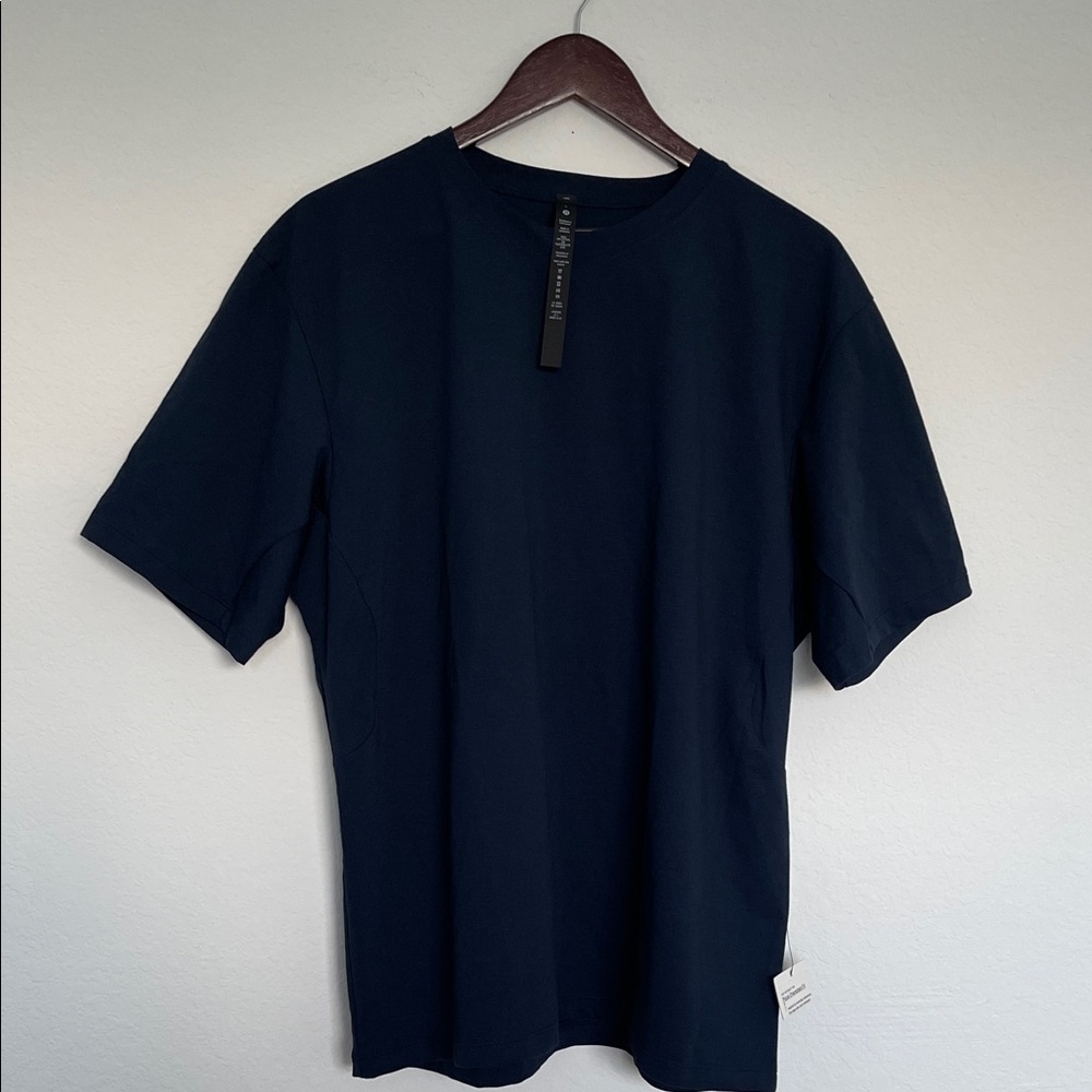 Lululemon, NWT, Men’s Pique Oversized Fit T, color navy blue, size large